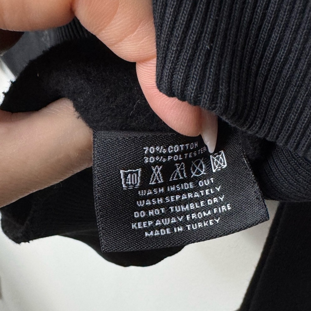 Criminal Damage Paris Logo Crew Sweater - Picture 6 of 17